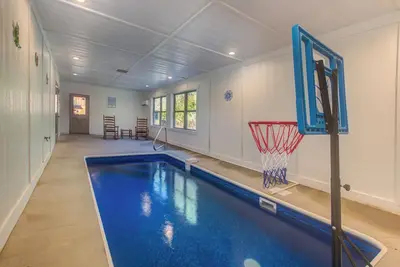 Image de 4br, indoor pool, games, minutes to Pigeon Forge.