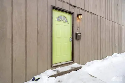 Image de Cute and Cozy Downtown Apartment [2]