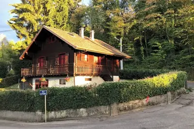 Image de Charmant Chalet Savoyard Centenaire à Amphion-les-Bains à 200m du Lac
