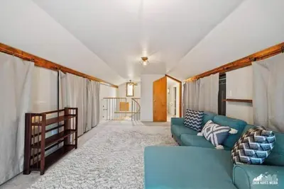 Image de Private, Spacious 5 Bedroom House