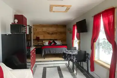 Image de Charming 1-bedroom Studio, near Whiteface, new construction, amazing views\n