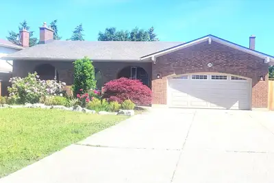 Image de Spacious 5-bedroom bungalow in lovely Thorold with WiFi, Ac