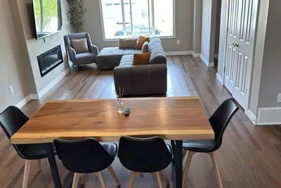 Image de Peaceful| Wifi| Tv| Long Stays| Family Friendly