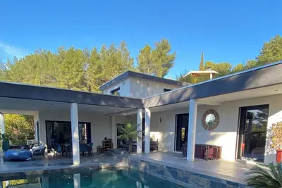 Image de Loue villa contemporaine d'architecte 200m2 Aix en Provence