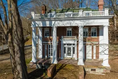 Image de Historic Vermont Mansion Ideal 4 Retreats & Events