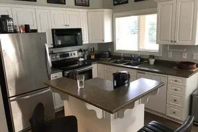 Image de Spacious 2b2b Downtown Kelowna Apartment