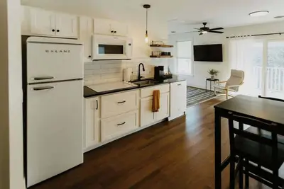 Image de Suites on Main - Unit 3