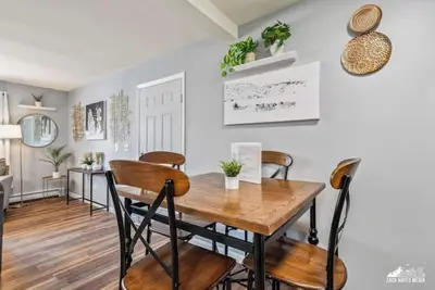 Image de Downtown Iditarod - Fin Lake -4