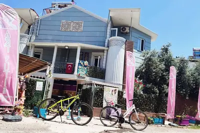 Image de Art villa- welcoming  6-bedroom all with 7 bathroom with bar WiFi in Kadriye