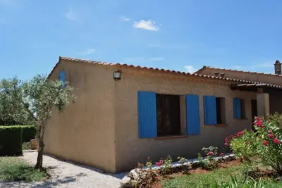 Image de Le Cade, maison pour 6/8 avec piscine privée