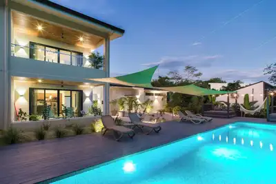 Image de Casa Bo Jungle - À quelques pas de la plage de Tamarindo - Surf et piscine