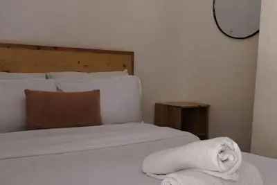 Image de Shee Nest Studio W/ Free Parking, Pool & Netflix\n\n