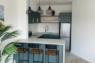 Image de Modern and Spacious No. 5 - sleeps 6 - free parking