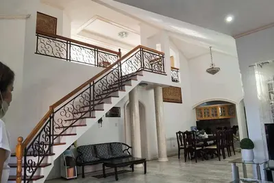 Image de Spacious 4-bedroom apartment with Ac, WiFi in fabulous Las Piñas