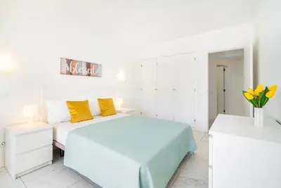 Image de Praia da Rocha/906/CPRocha/Near the Beach/by Ig