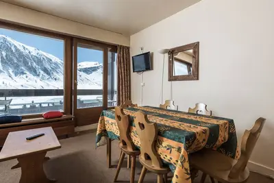 Image de Appartement skis aux pieds avec balcon et cuisine équipée