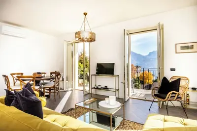 Image de Apartment in residence with swimming pool, a few minutes from the center of Menaggio