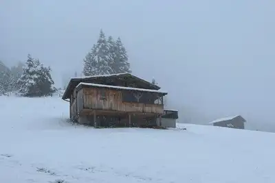Image de Cozy vacation hut with a magnificent view of the Zillertal mountains