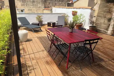 Image de Maison chaleureuse, centre ancien, grande terrasse.