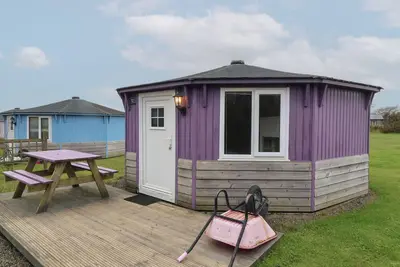 Barley Bay, pet friendly, with a garden in Hartland