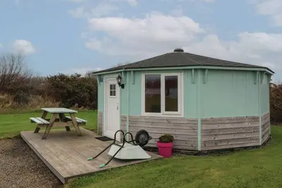 Blackpool Mill, romantic, with a garden in Hartland
