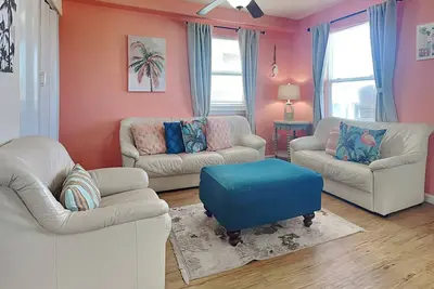 Image de Twin Palms at Surfside | Water Views