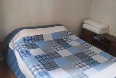 Image de Cozy apartment in a club condominium 15 minutes from Rocio hospital.