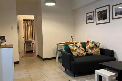 Image de Family-Friendly Staycation at Infina Towers – Spacious & Convenient