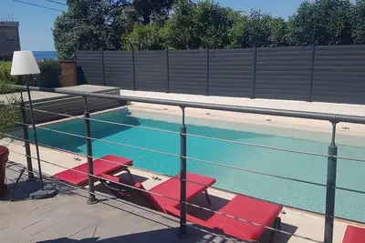 Image de Étage indépendant dans villa Piscine