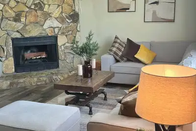 Image de Beautiful 3-bedroom townhome in amazing Greenville Sc