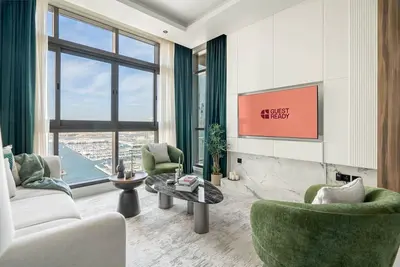 Image de GuestReady - Vue Marina à Iris Blue