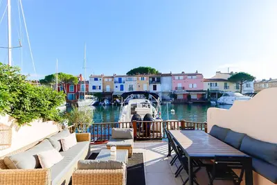 Image de Maison de pêcheur 4 chambres à Port Grimaud - Terrasse, Clim, Amarrage