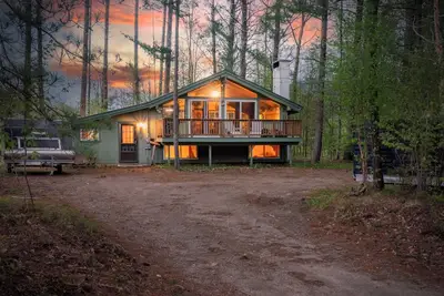 Image de Cozy chalet with WiFi in charming No. Conway