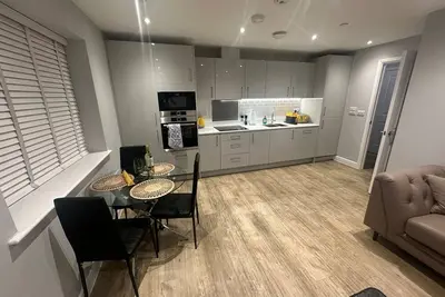 Image de Chic and spacious 2 bedroom, 2 bath Apartment