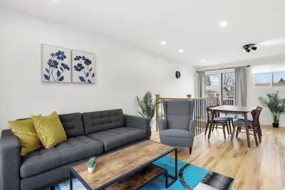 Image de Elegant 4 bedroom modern house