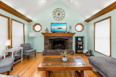 Image de Cozy Family Fav\/4bdrm2king sleeps 12