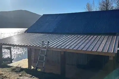 Image de Charming 2-bedroom cabin in Larsen Bay with WiFi
