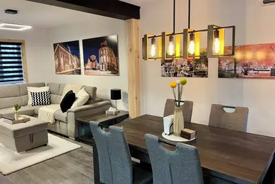 Image de Au coeur de Joliette \"Sol de Musique\"! Tranquillité d'esprit et proximité.