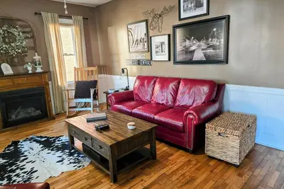 Image de Near Murphy River Walk: Historic Downtown Home!