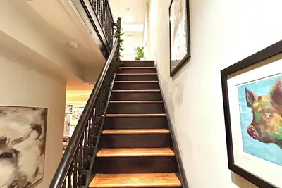 Image de Luxury Extended Stays. King Beds. 3 Bedrooms. Manhattan 20 Mins. 5 Subway Lines