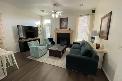 Image de Edmond 3br Sleeps 8 - Bunks + Games