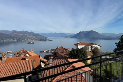 Image de Gorgeous apartment with terrace and lake view in Someraro Stresa