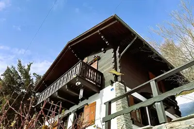 Image de Charmant petit chalet sur deux étage, accueillant et convivial avec une magnifique vue panoramique,