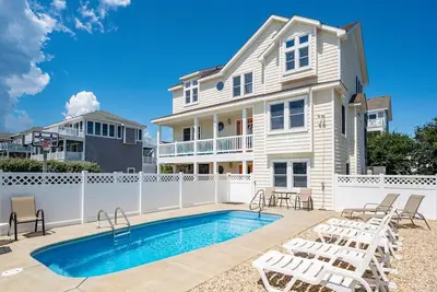 Image de Ships Ahoy: Oceanside, Pet Friendly, Heated Pool, Pool Table