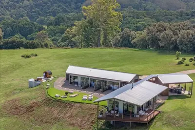 Image de Palm Springs Luxury house