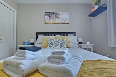 Image de Warm Cozy 3 Bedroom Unit - Amazing Location