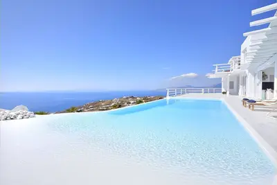 Image de My Rental Homes - Fanaria Villa with private infinity pool and sea view