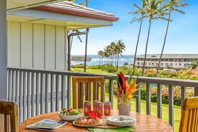 Image de Poipu Sands 221 – Ocean Views, Free Club Access, Walk to Beach