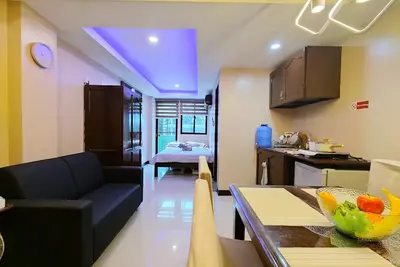 Image de Condo W/ Balcony, Wifi, Netflix @ Antipolo City