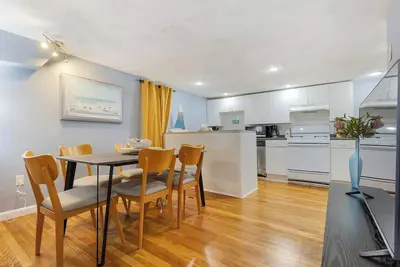 Image de Well Located 3 Bed, 1 Bath in Kendall Sq